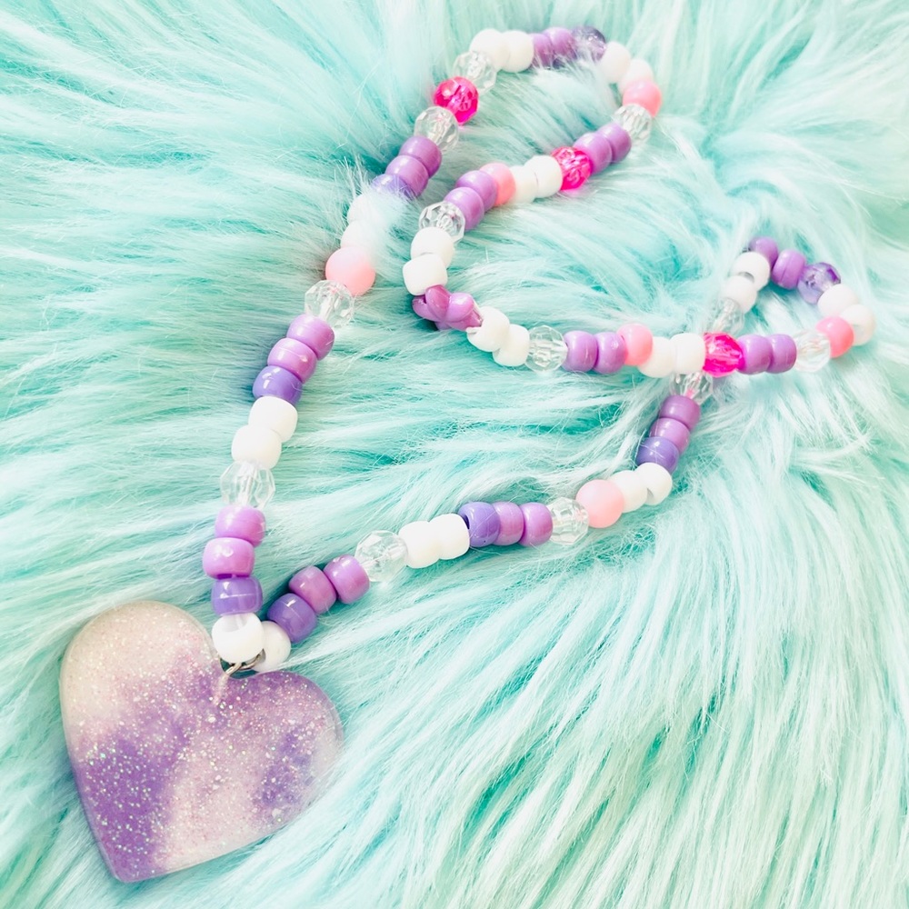 💜 Heart Shaped Resin Necklace 💜